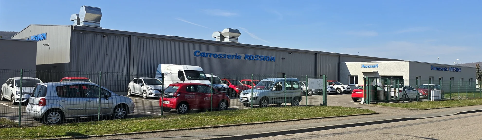 Etablissement EURL GEHIN Devanture carrosserie Rossion